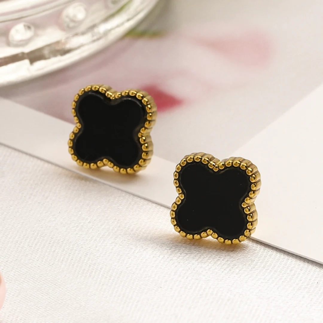 CLOVER | Ohrringe Schwarz