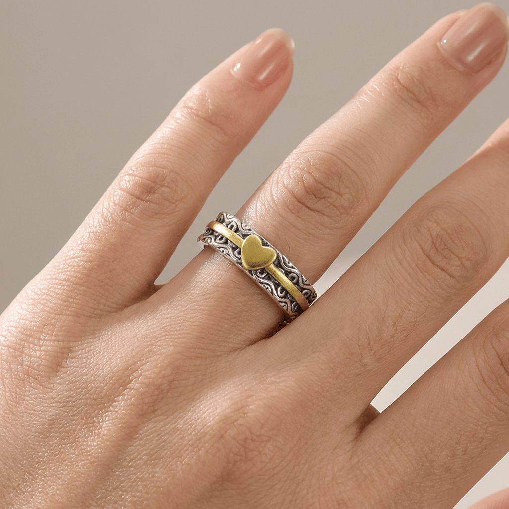 Handgefertigter Goldherz-Bandring