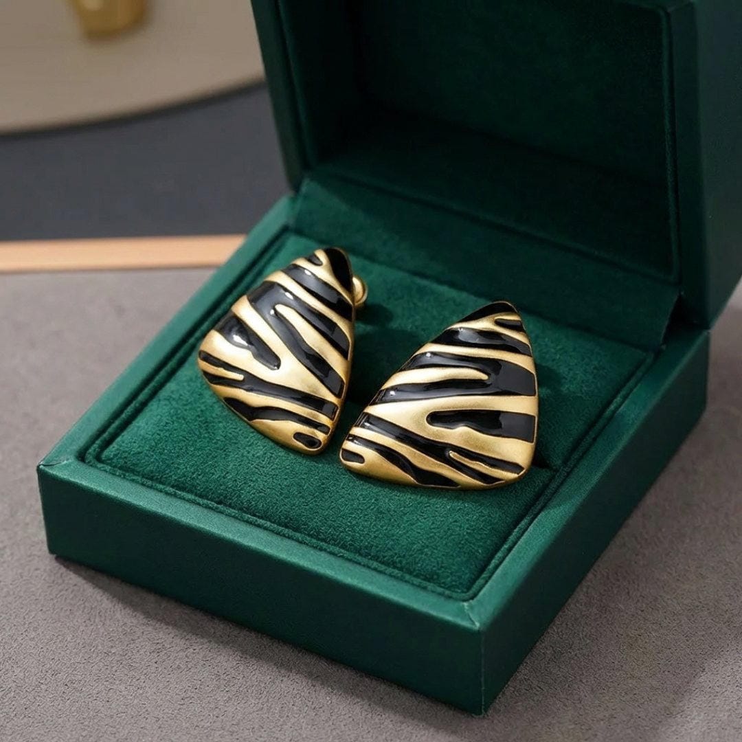 Dreieckige Zebra Steckerohrringe