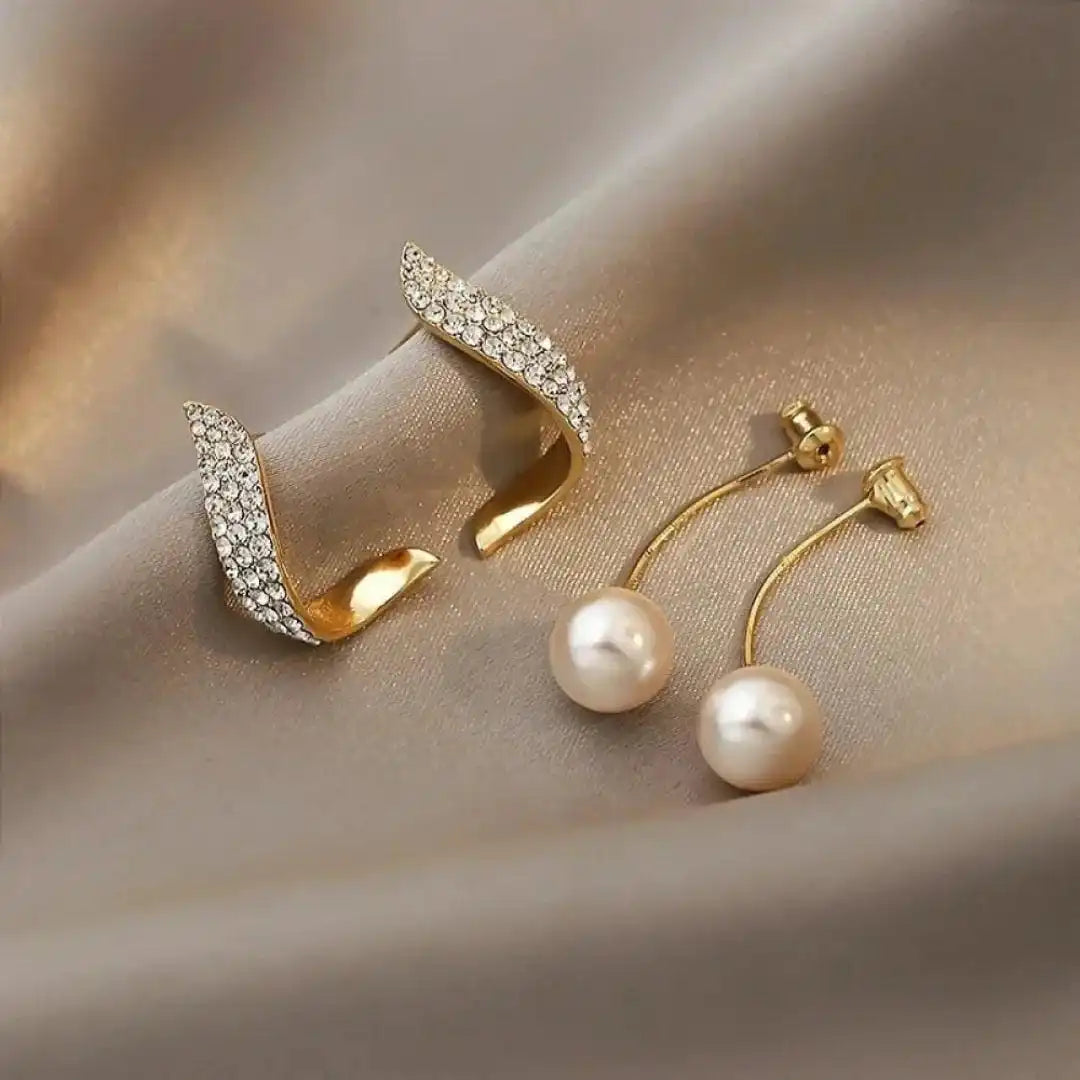 Elegante Perlen-Ohrringe mit Tropfen aus Gold