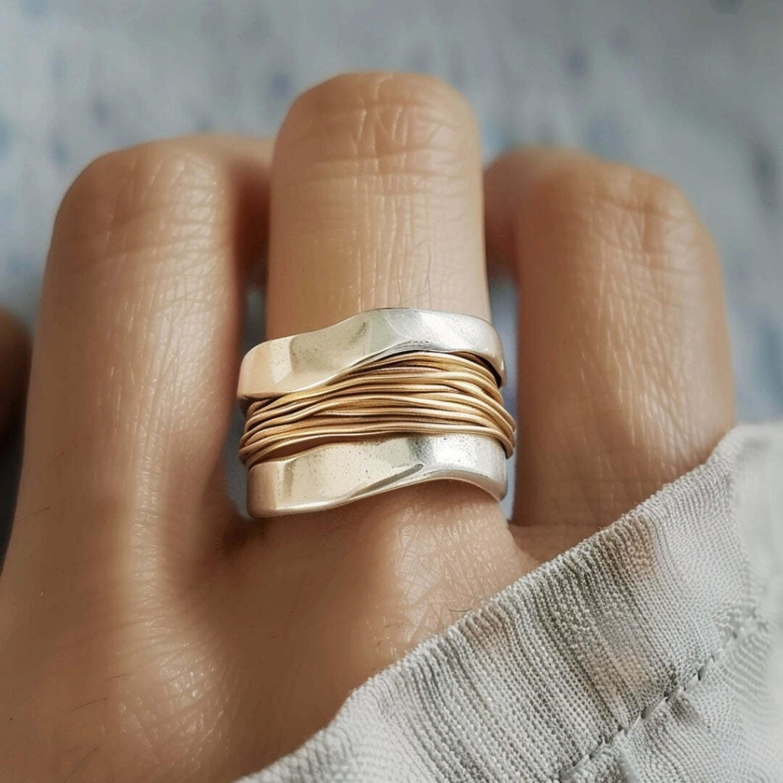 Silberne Goldfäden Ring