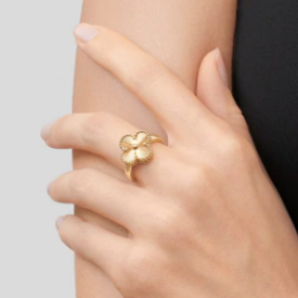 CLOVER | Ring Gold