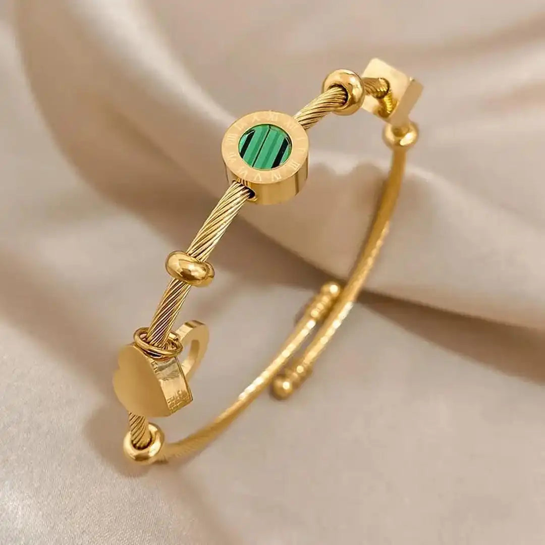 Goldener Smaragd Charm-Armband
