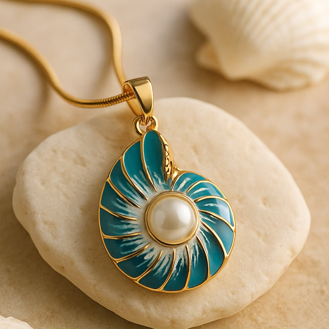 Perlenblaues Muschelhalsband