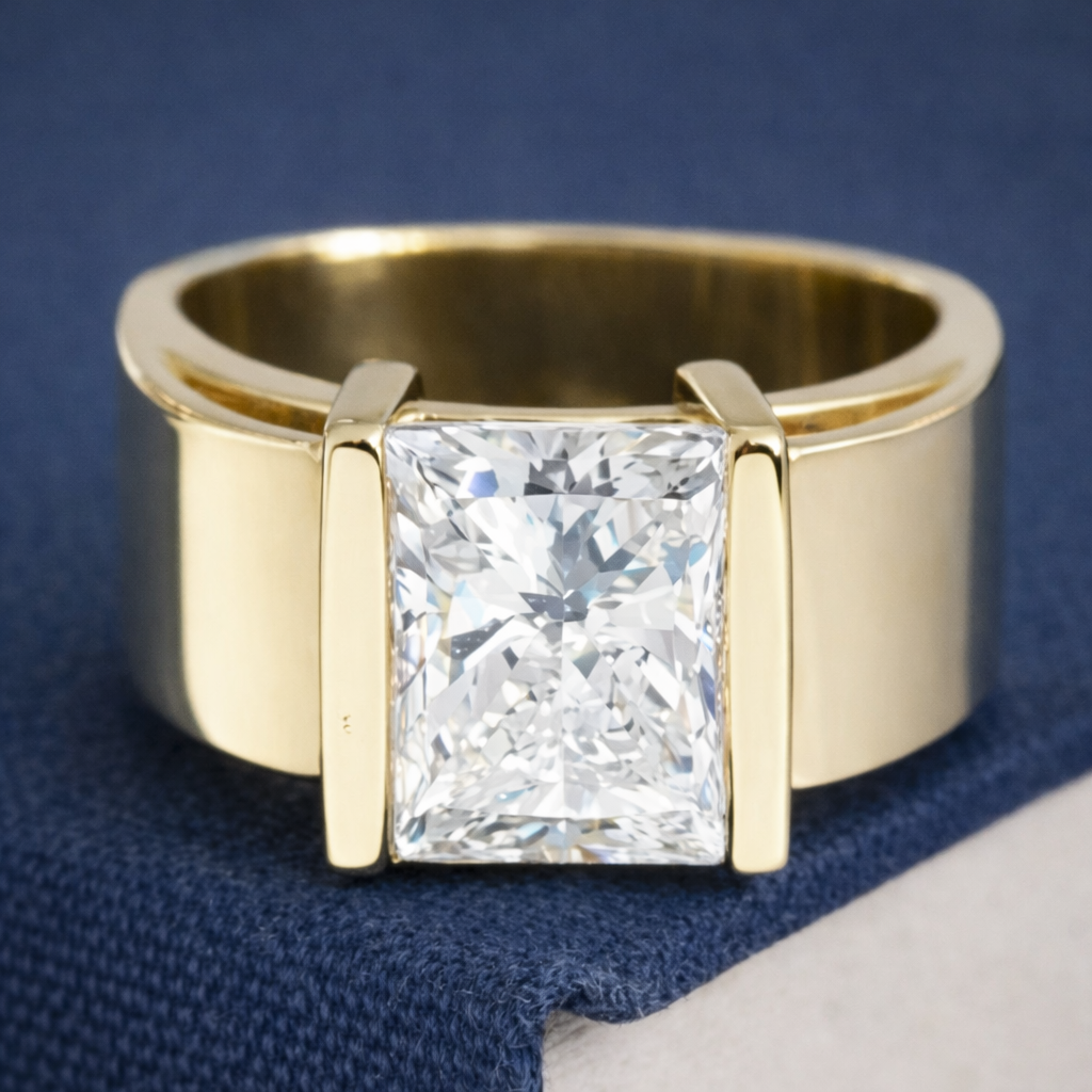 Vintage-Ring im Princess Cut