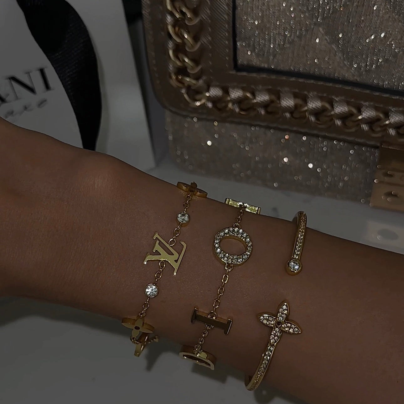 EXCLUSIVE | Armband DR Gold