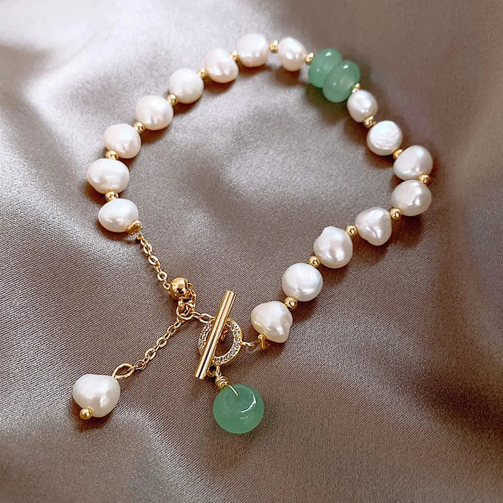 Jade Perlen Charm-Armband