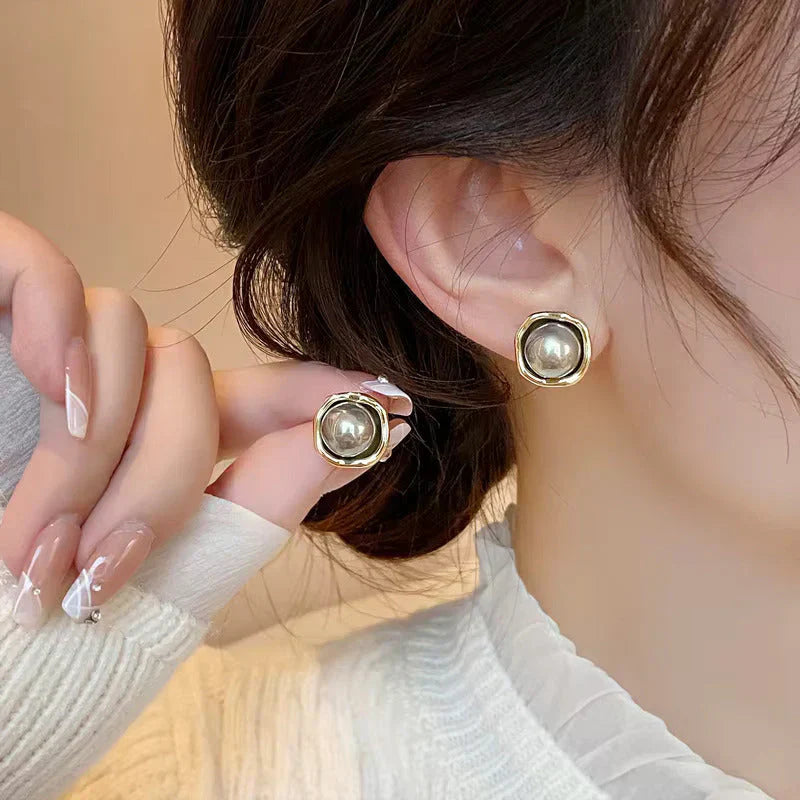 Luxe Schwarze Perlen Ohrstecker