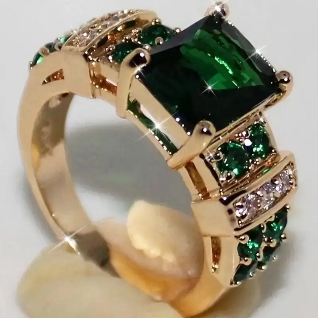 Grüner Kristalliner Goldring