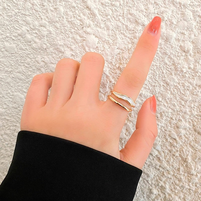 Ring – Geschichtetes Wellendesign