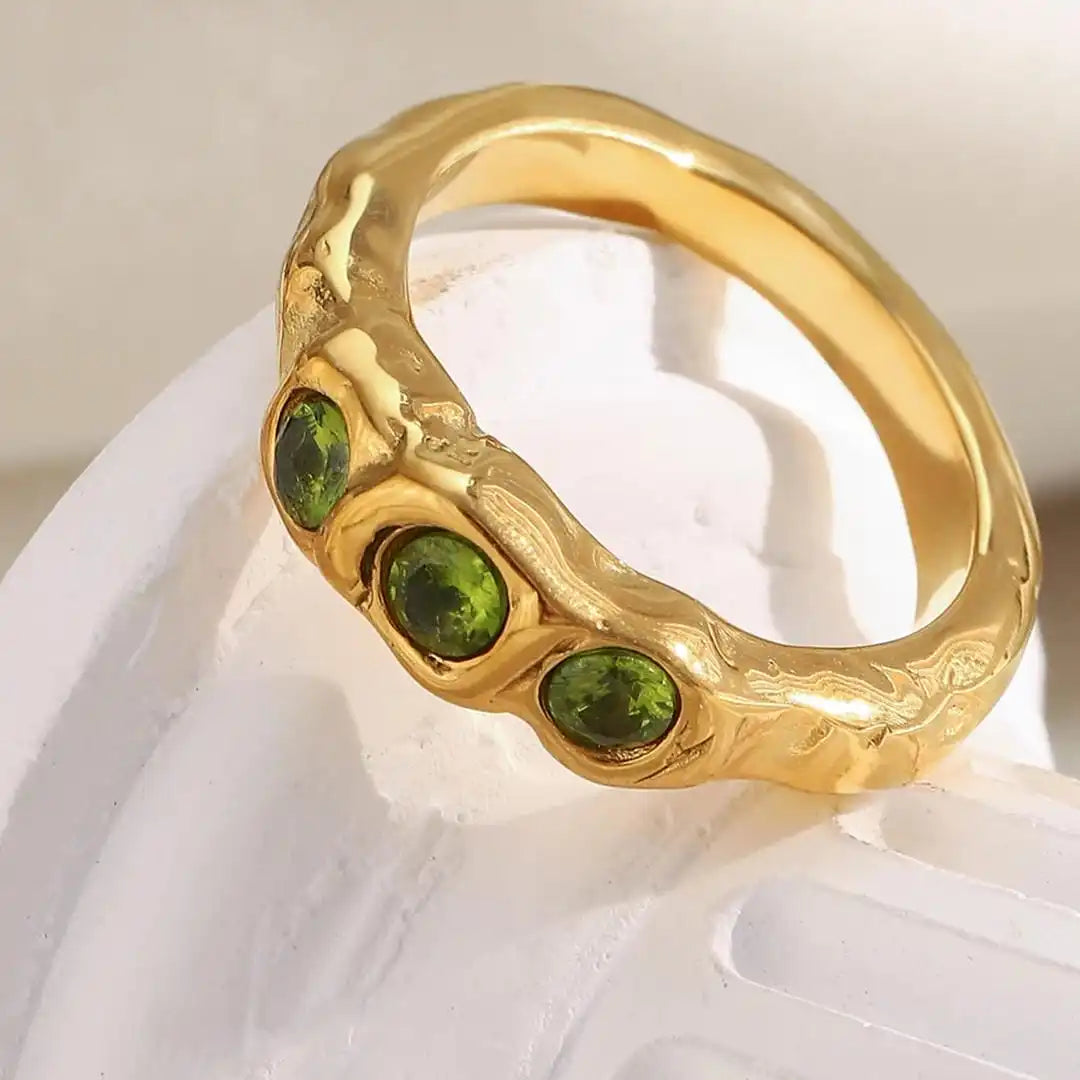 Vintage Goldene Einlege-Gemstone-Ring