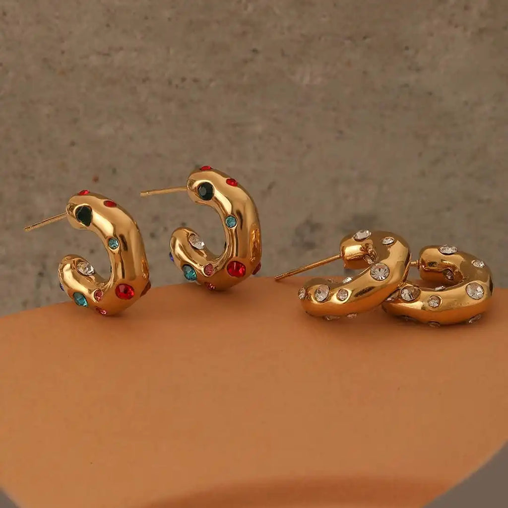 Glänzende Gold-Zirkon Kreis-Ohrringe