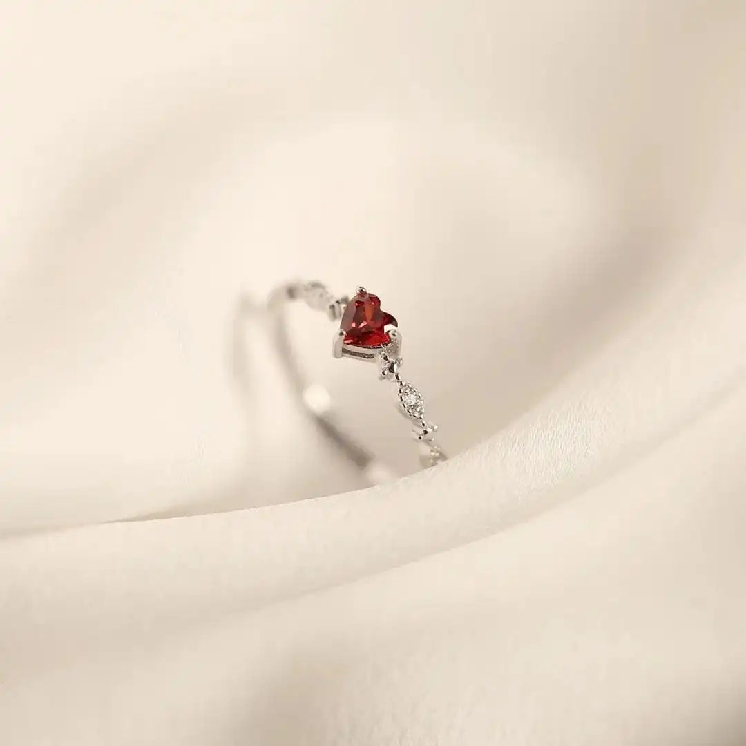 Heartstone Marquise Akzent Band Verstellbarer Ring
