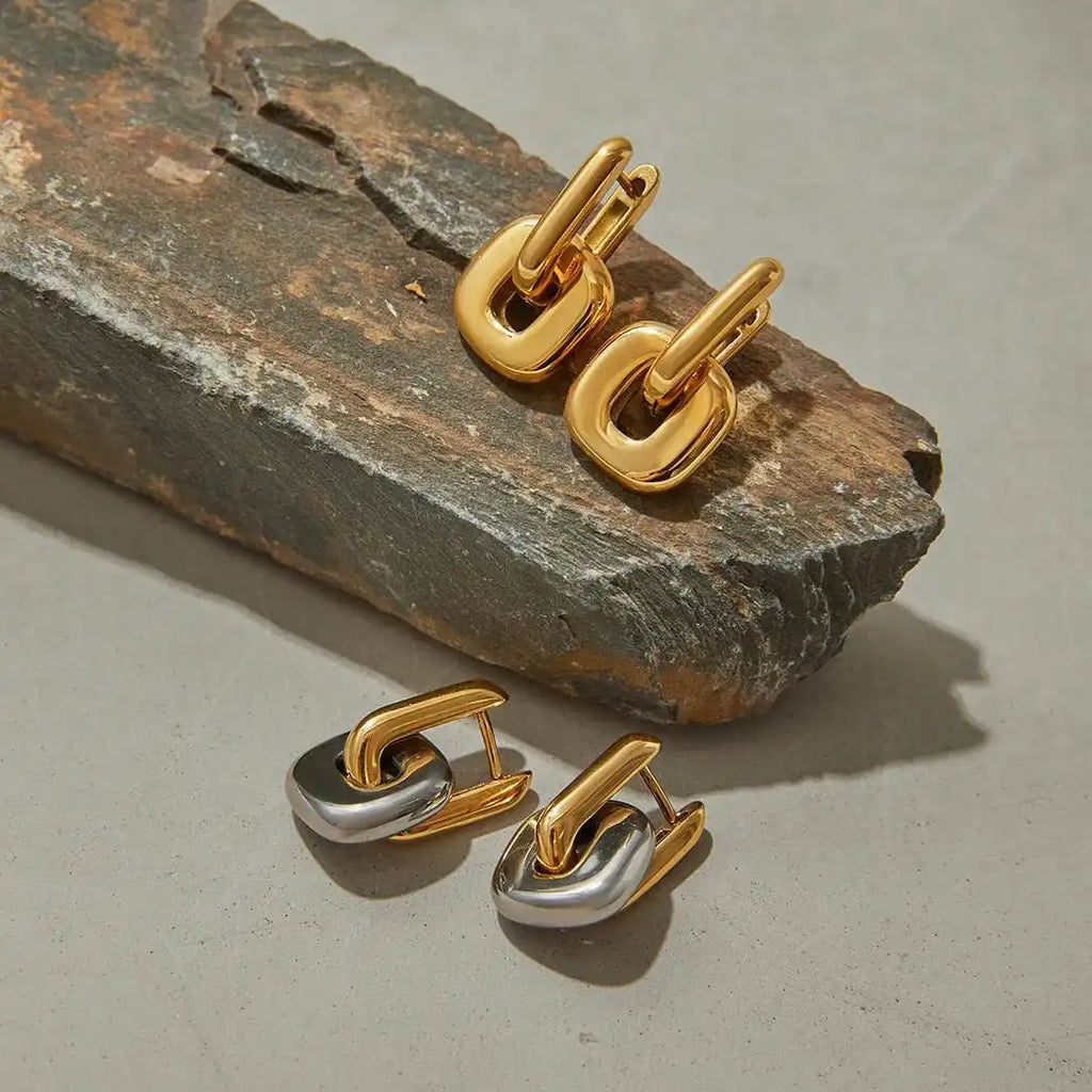 Minimalistische Zwei-Ton Gold Oval Ohrringe