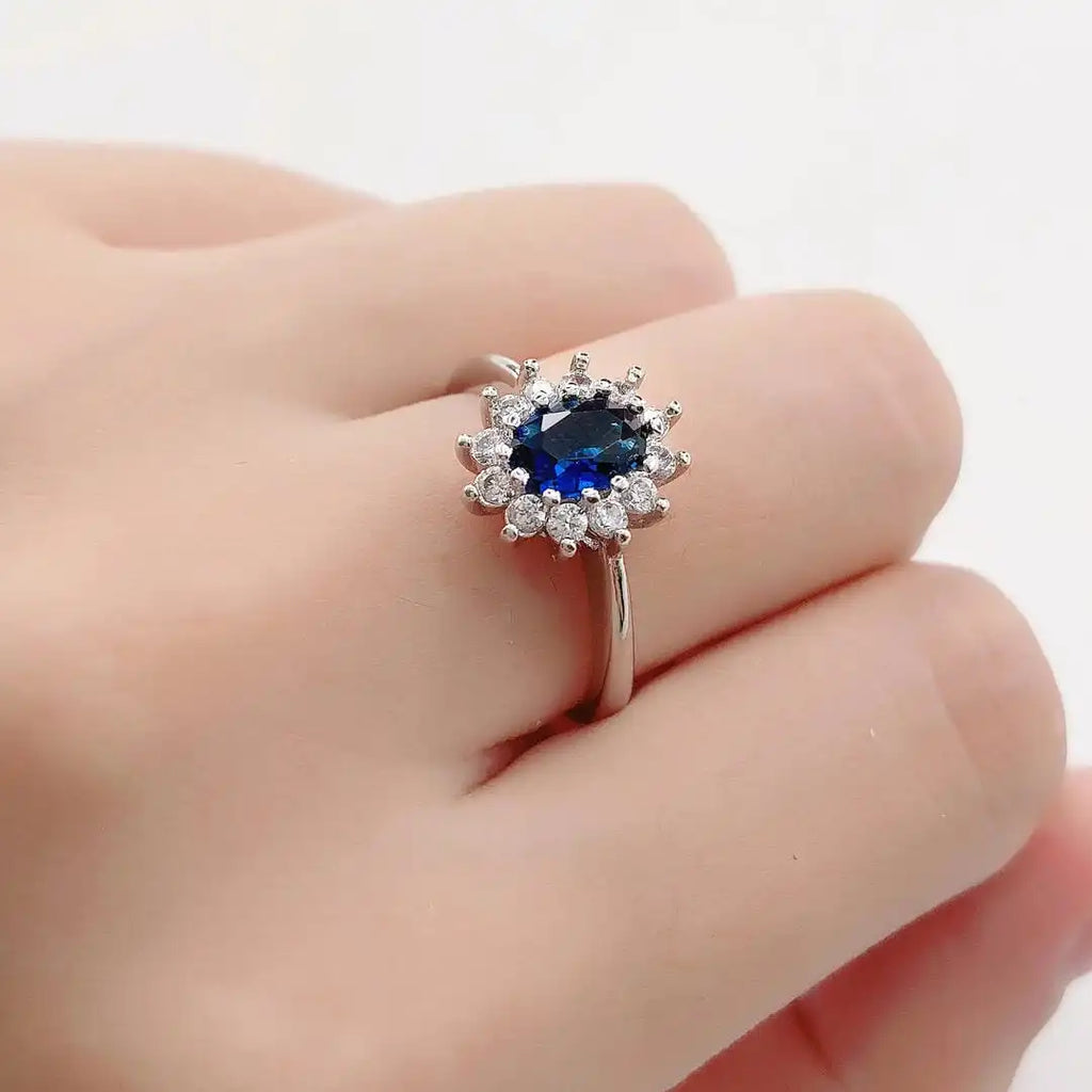Erbstück Halo Statement Ring