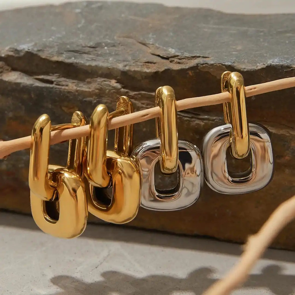 Minimalistische Zwei-Ton Gold Oval Ohrringe