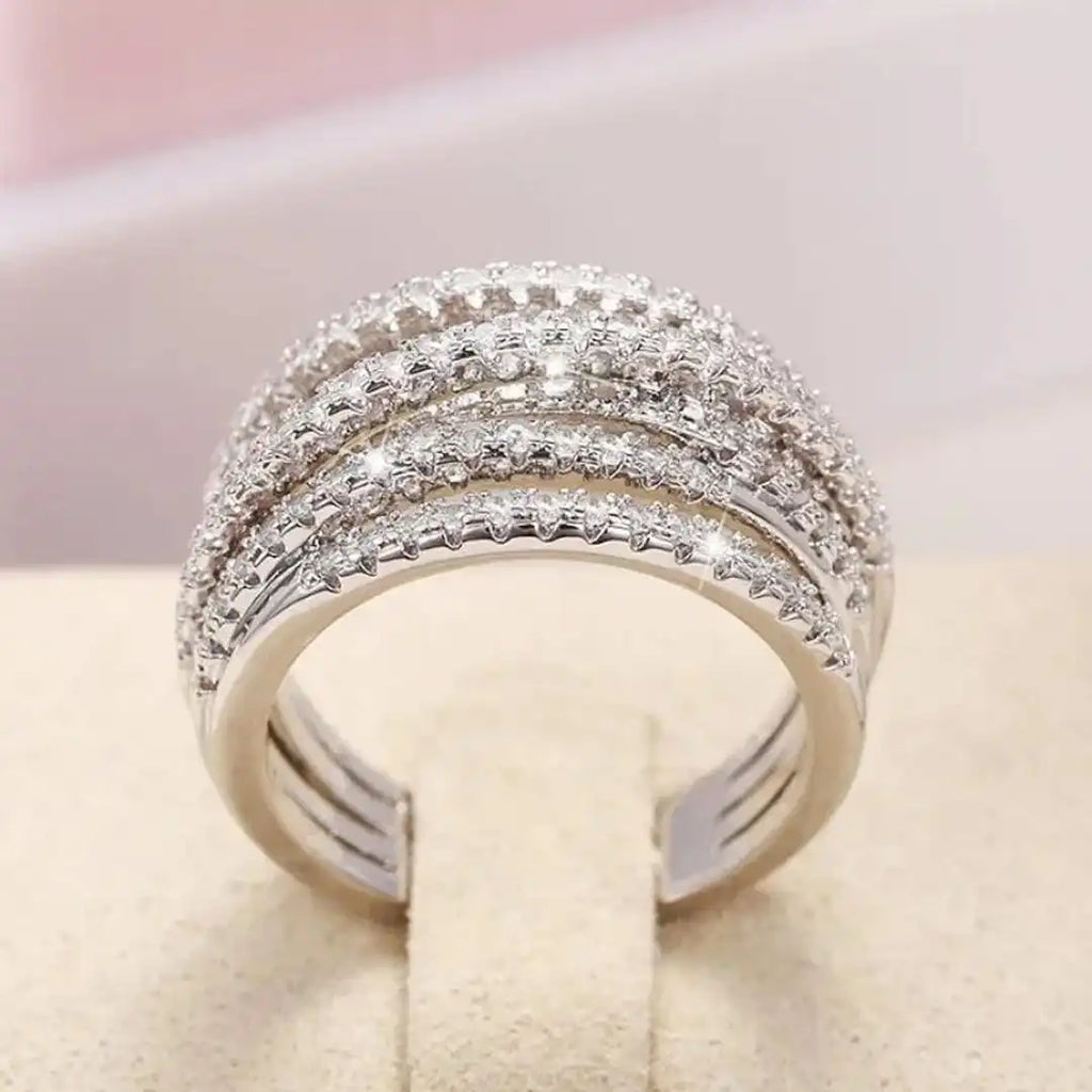 Schicht-Ring mit Zirkonia-Kreuz