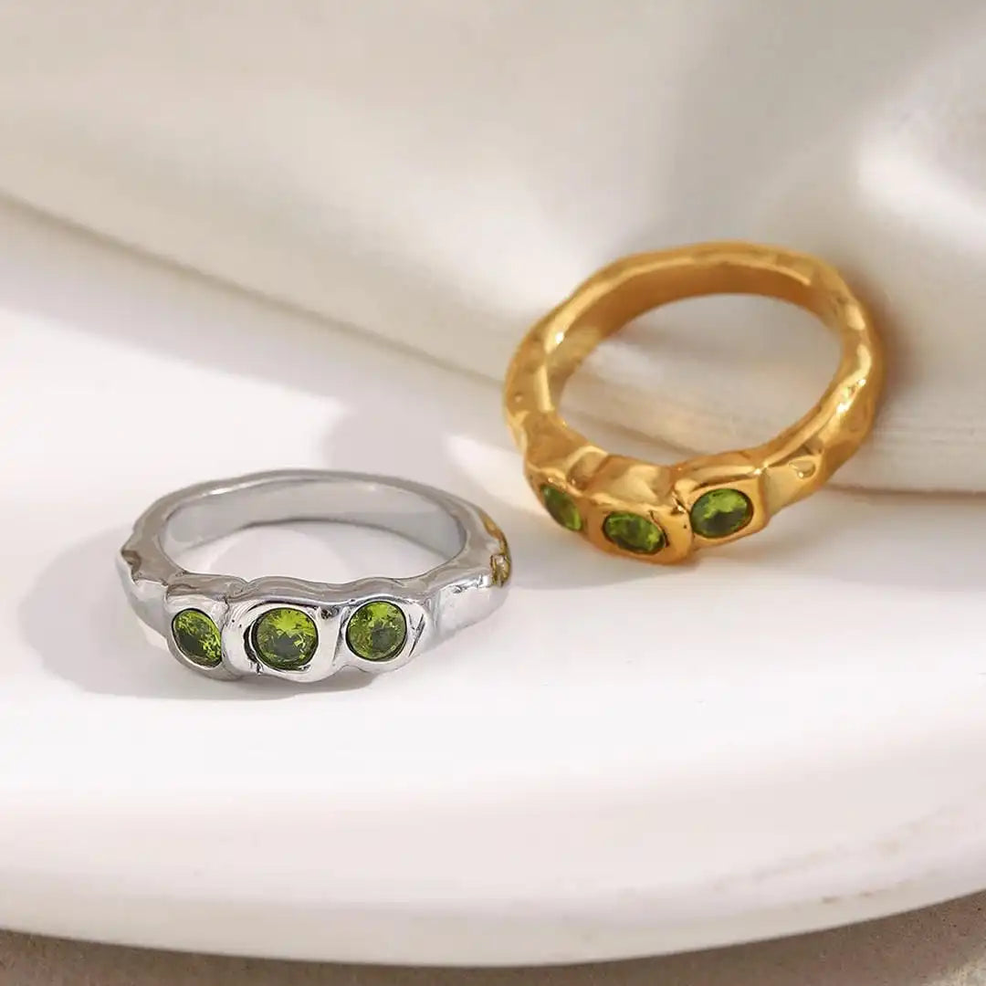 Vintage Goldene Einlege-Gemstone-Ring