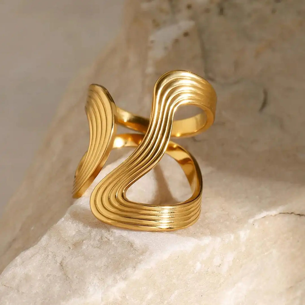 Exquisiter Goldperlenring