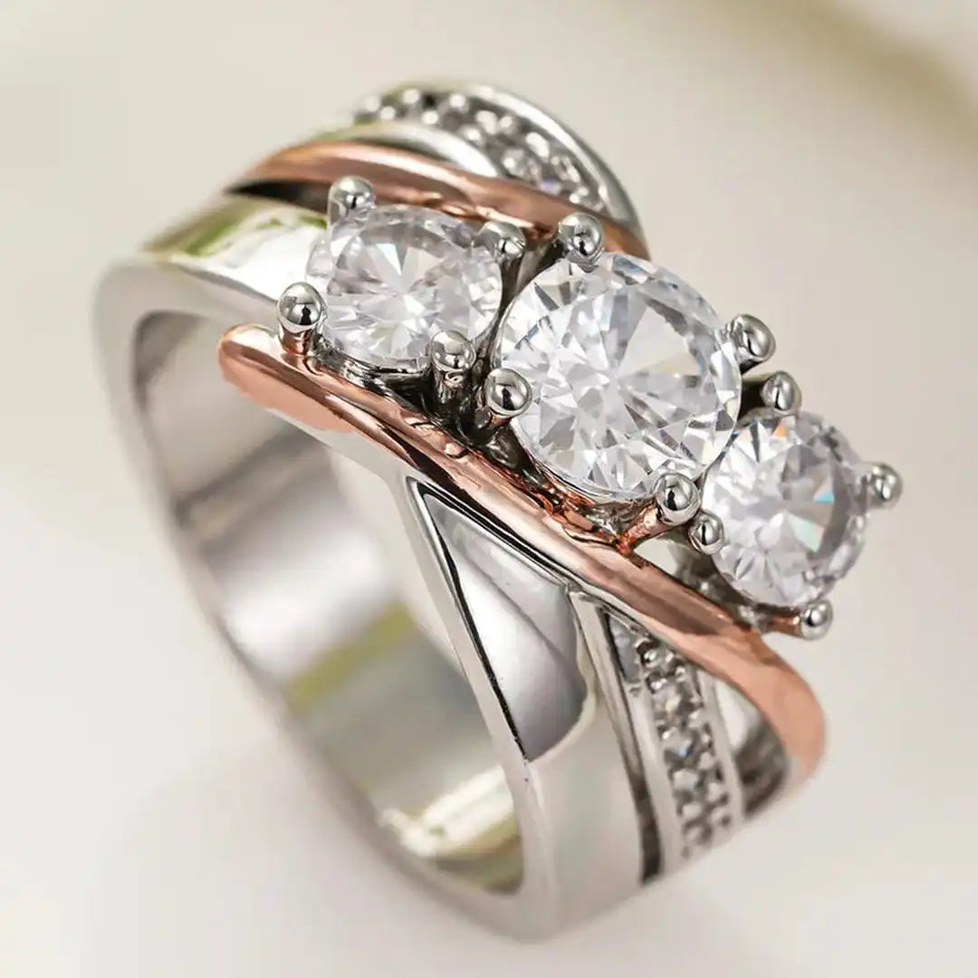 Dreidimensionaler Gold- und Silber-Zirkonia-Ring