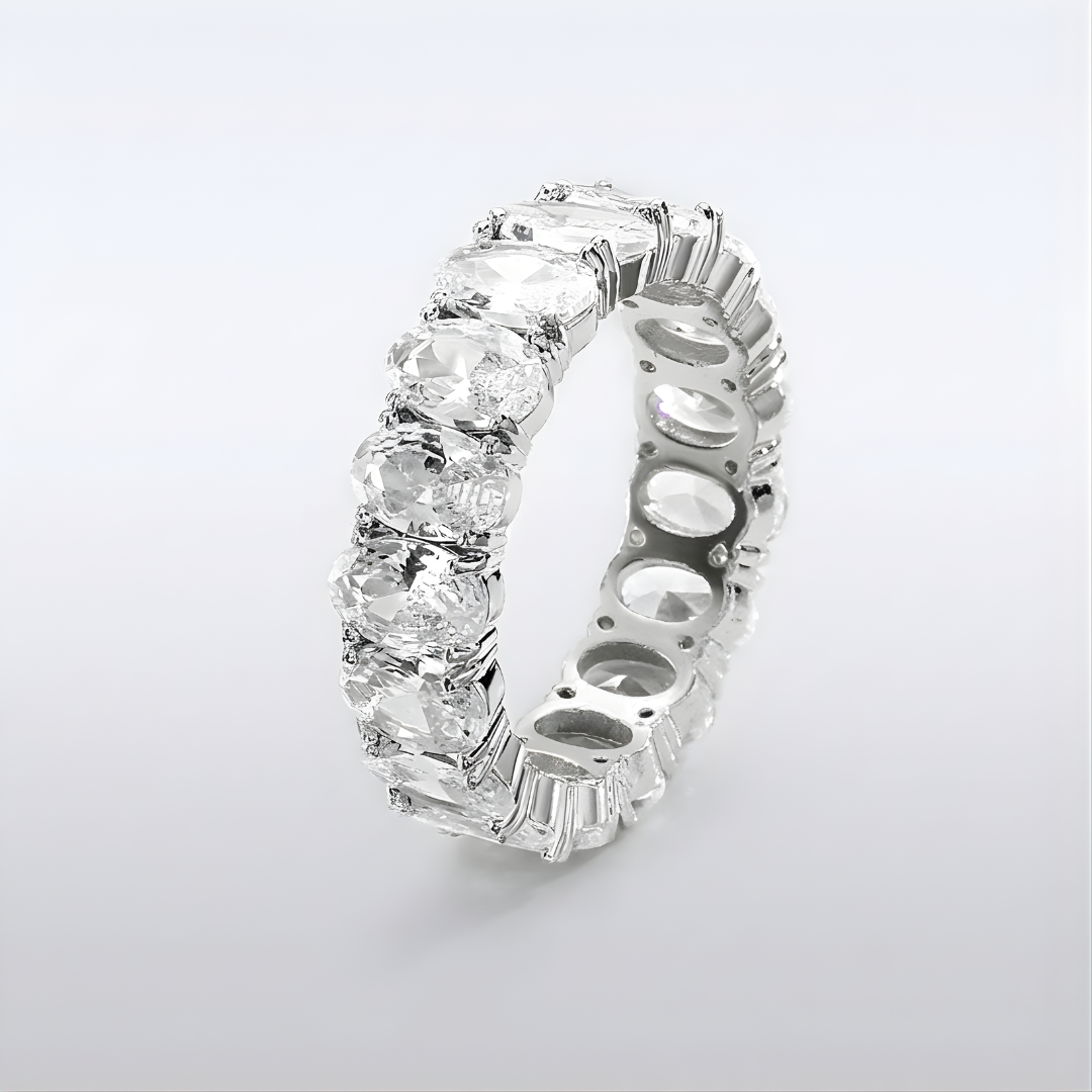 Ovaler Eternity Statement Ring