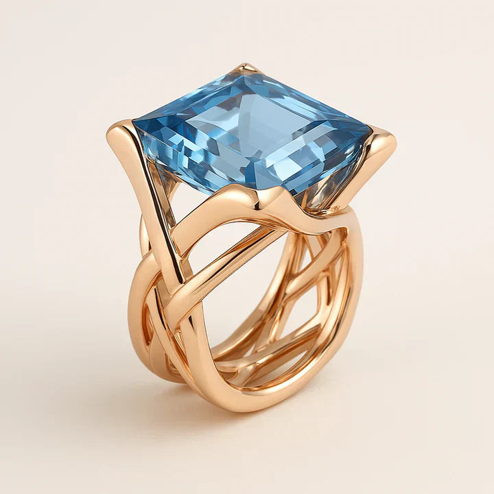Ring aus Roségold mit Kristall