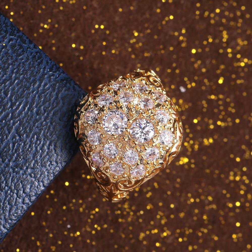 Vintage-Gold-Ring mit rundem Diamanten