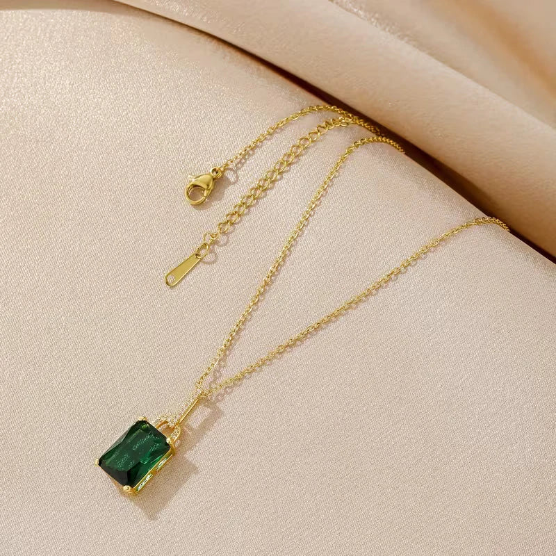 Kristall Emerald Luxe Halskette