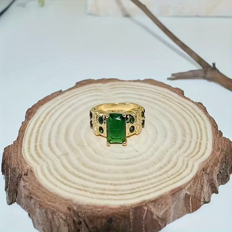 Royal Crest Statement Ring