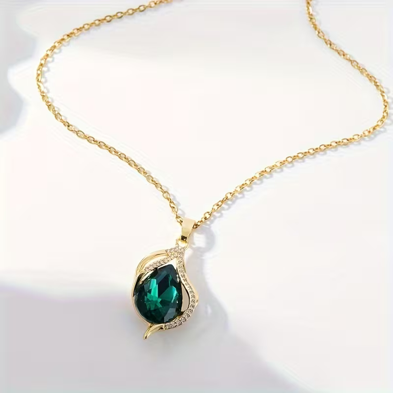 Grünes Kristallwellen-Halsband