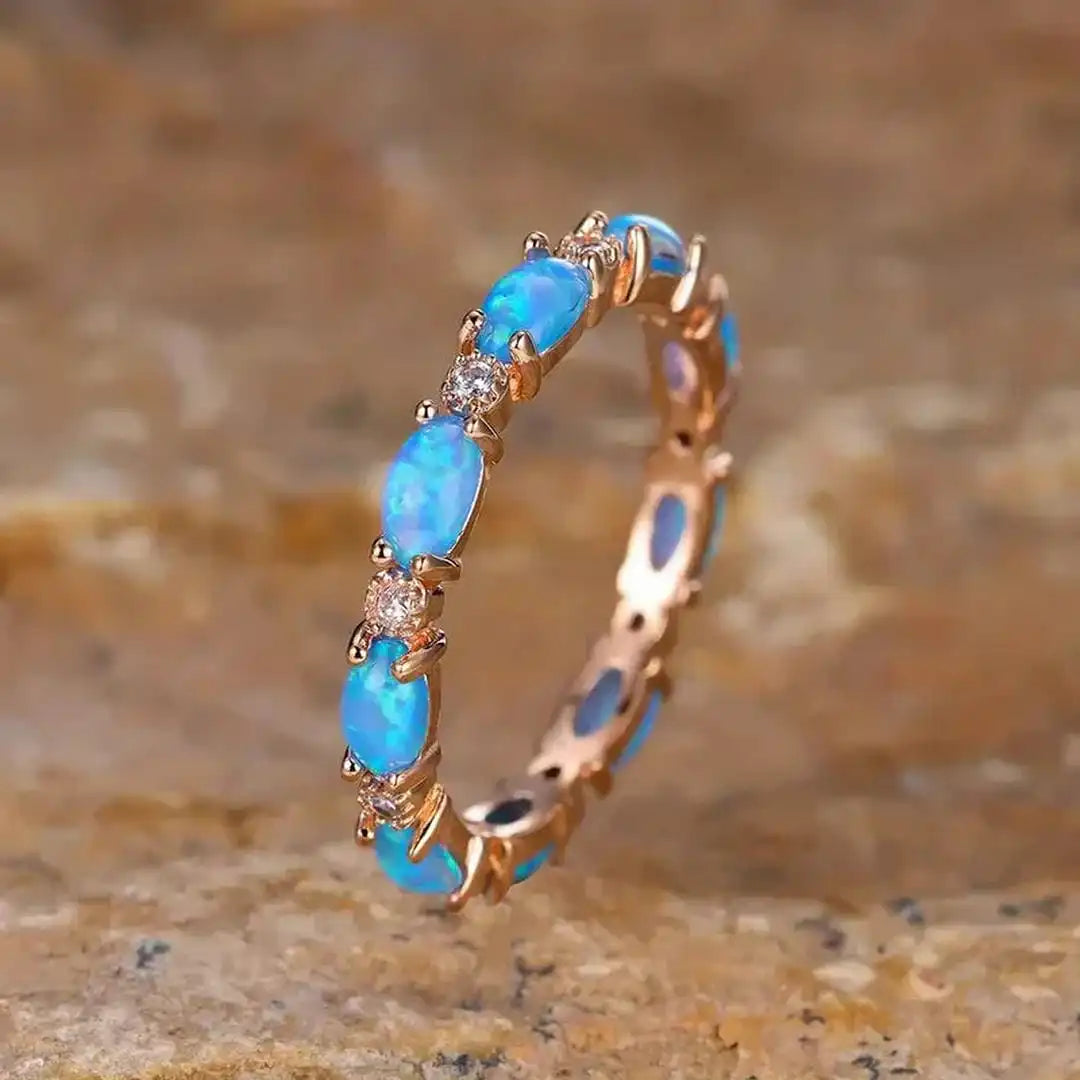 Eleganter Blauer Opalring