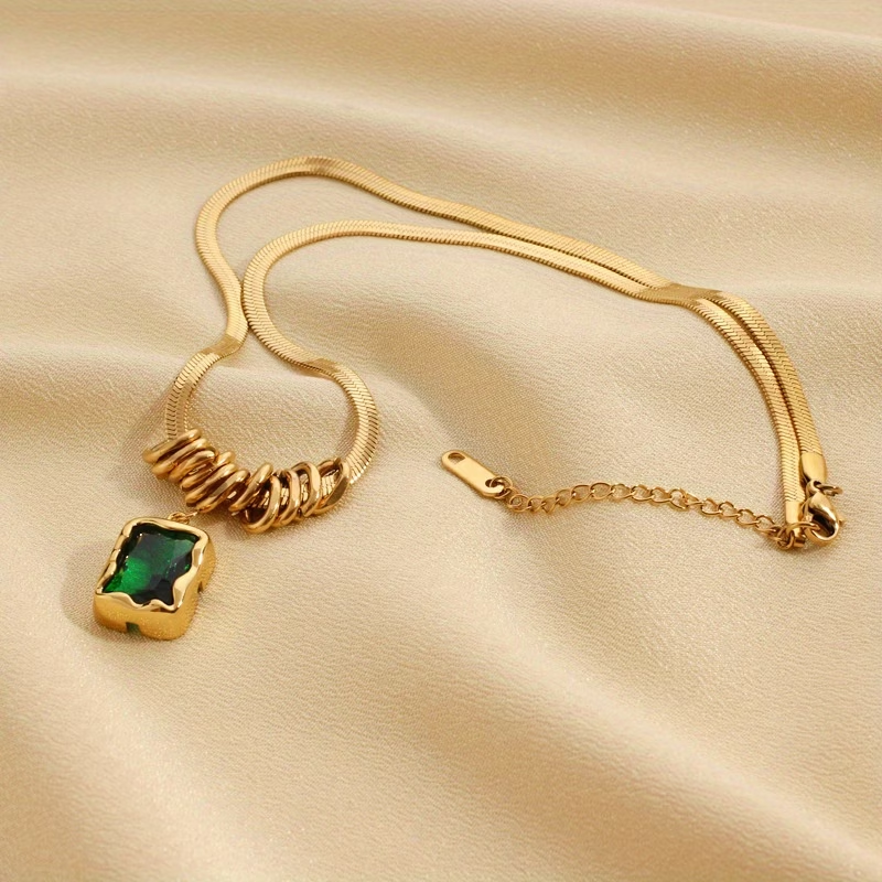 Grünes Kubisches Kristall-Halsband