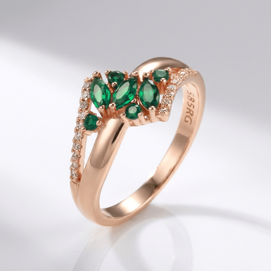 Smaragdblumen-Ring aus Roségold