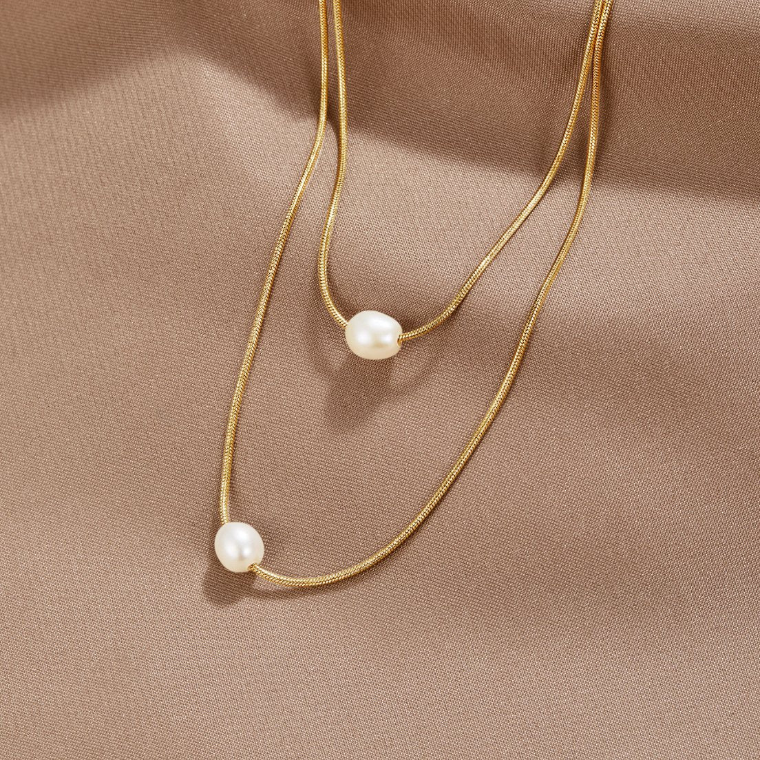 Elegante Schichtperlenkette