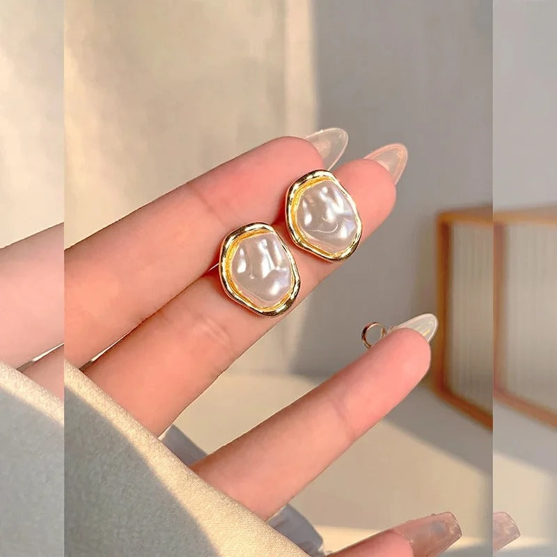 Elegante Perlenohrringe von Carmen