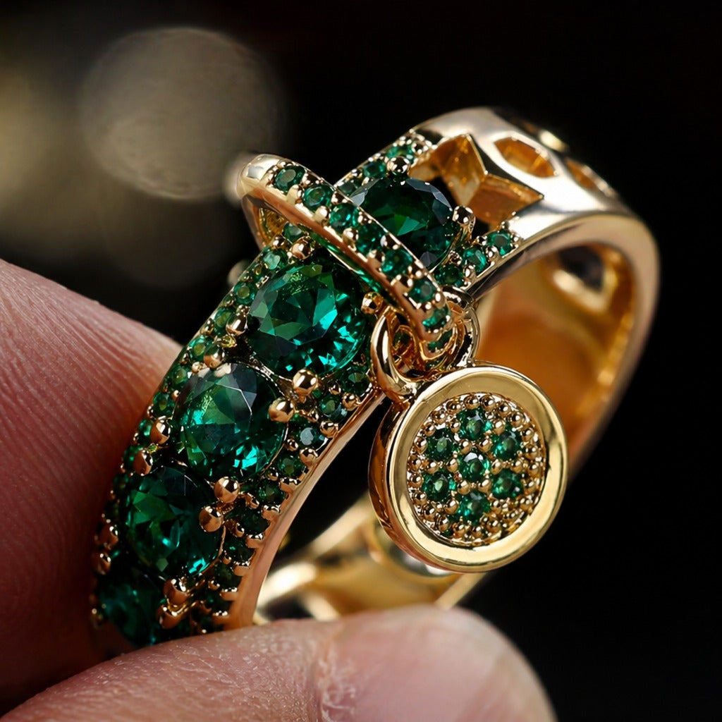 Hängender Grüner Kristall Charm Ring