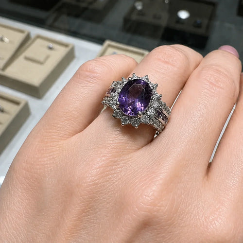 Amethyne Twilight Crown Weißgoldring