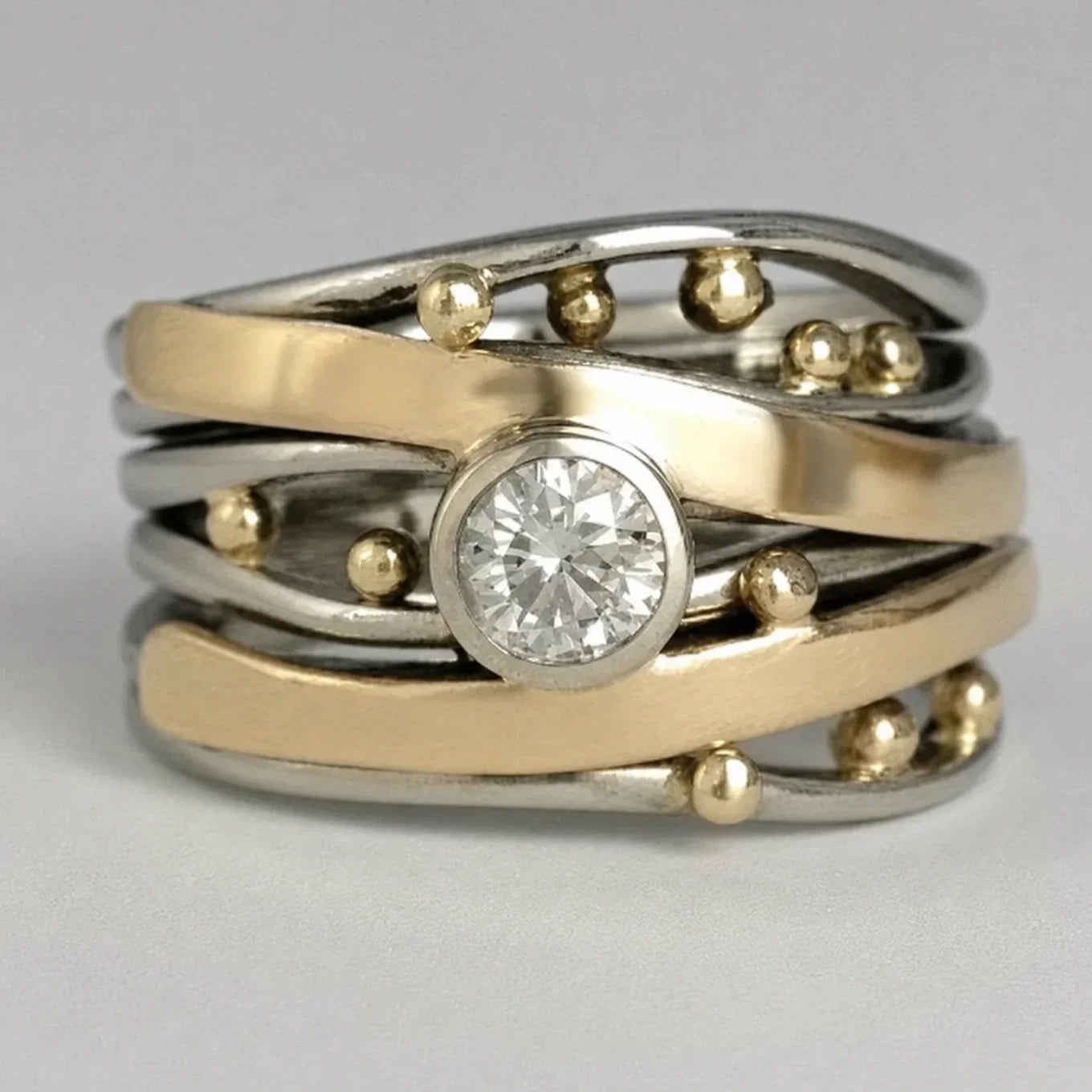Königlicher Vintage Gold Einlage Zirkonia Ring