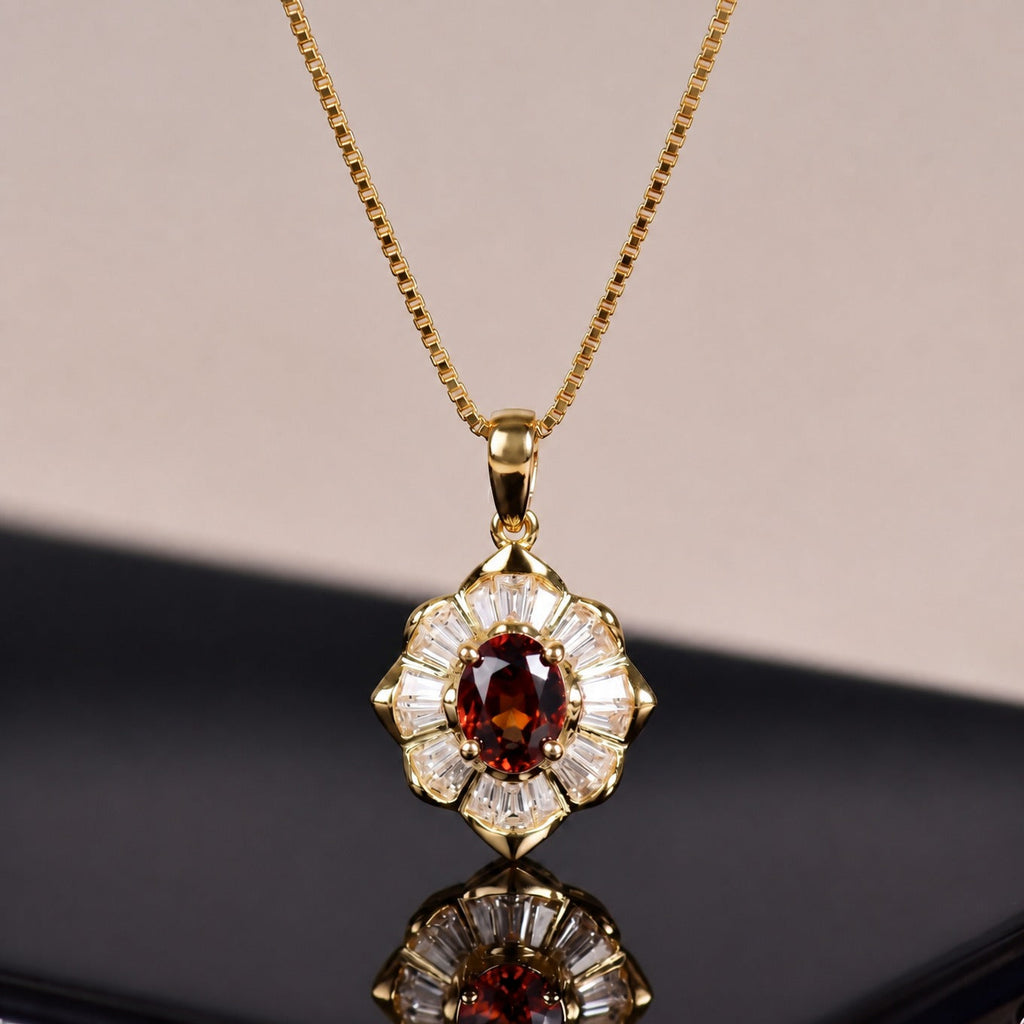Kavella Solcrimson Gold Necklace