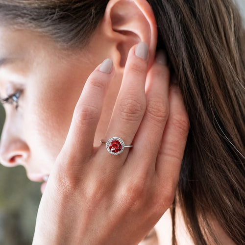 Crimson Glow Versprechen Rubin Weißgoldring