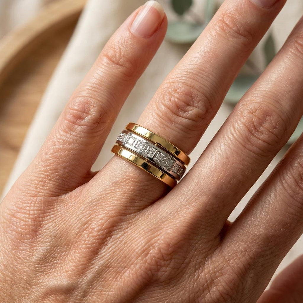 Zweifarbiger Goldring mit Zirkonia