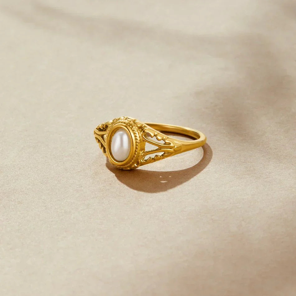 Ring – Zeitloser Perlenakzent